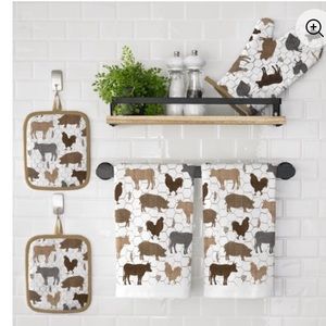 Farmhouse Kitchen Towels & Pot Holders 5 Piece Set